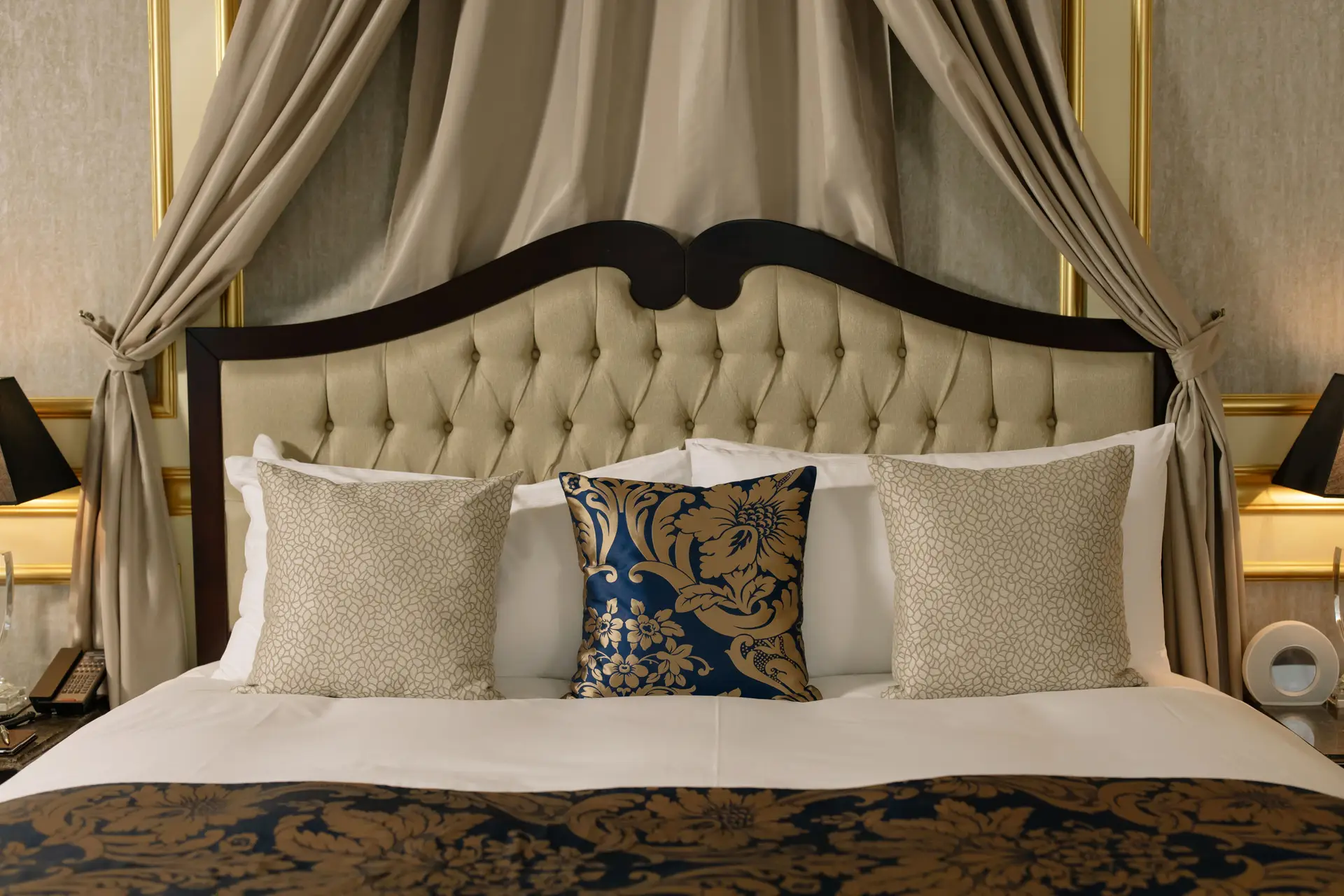Premium King Room